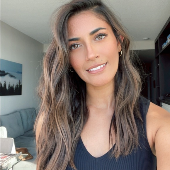 Meet your Posher, Jenelle - Picture 1 of 1